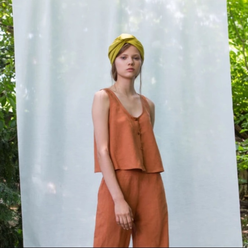 NWT • Eve Gravel “Plongee” top